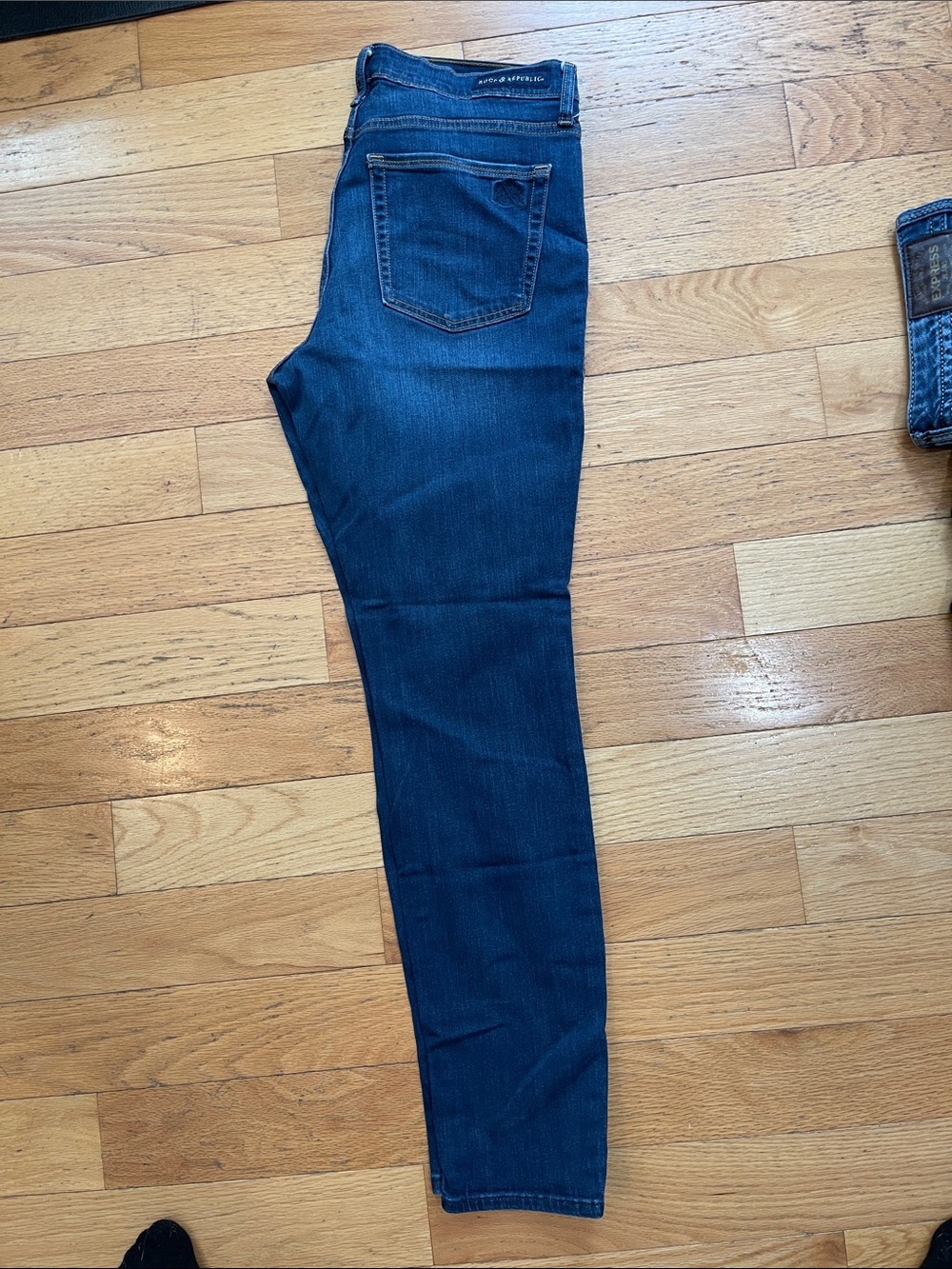 Rock & Republic Indigo Skinny Jeans